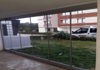 Cam Balkon