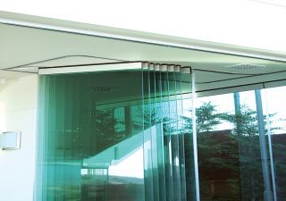 Cam Balkon
