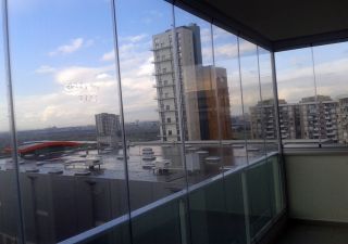 Cam Balkon